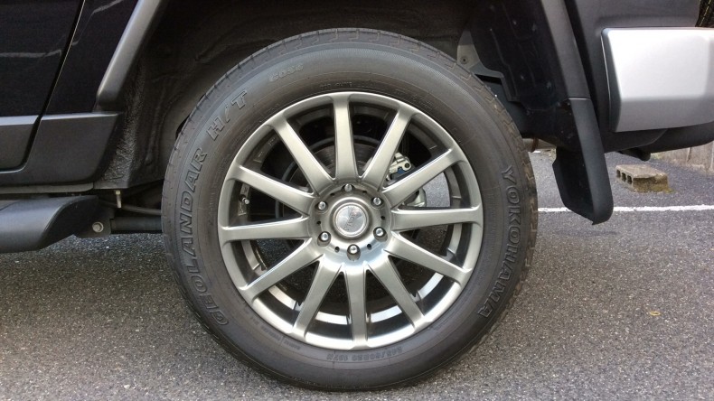 タイヤホイール前