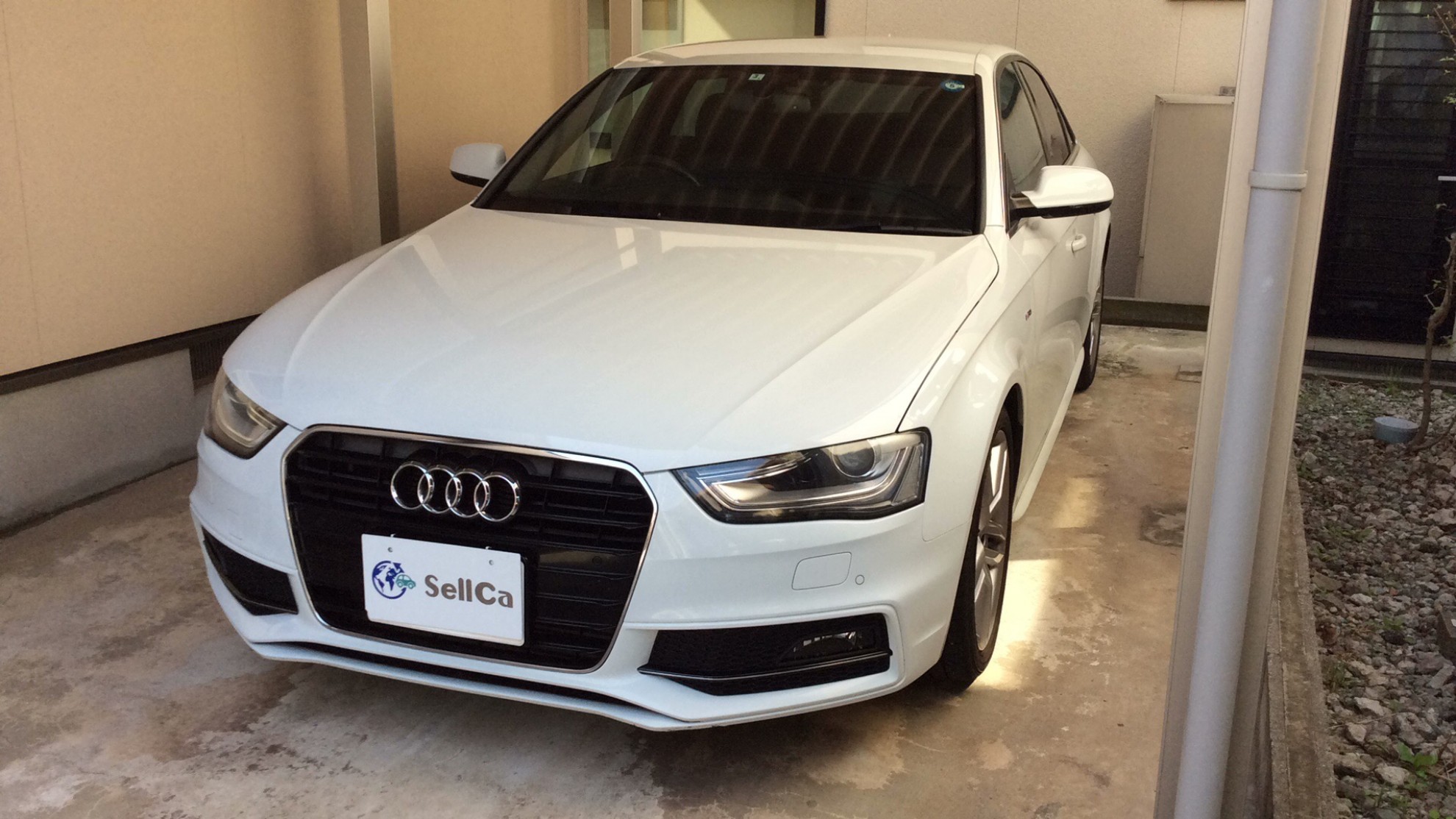 アウディ Ａ４の売買実績画像