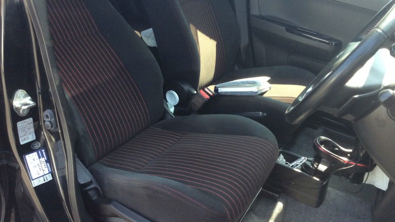 内装前方シート