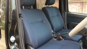 内装前方シート