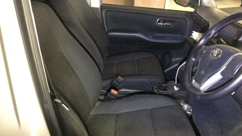 内装前方シート