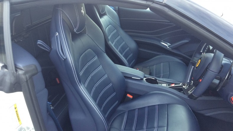 内装前方シート