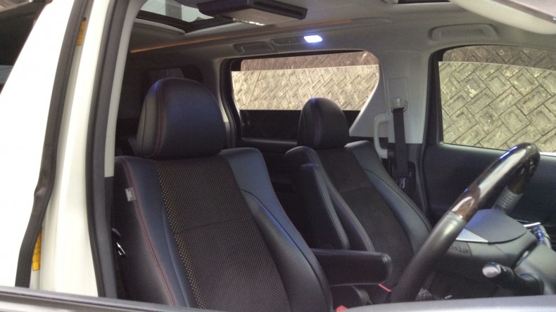 内装前方シート