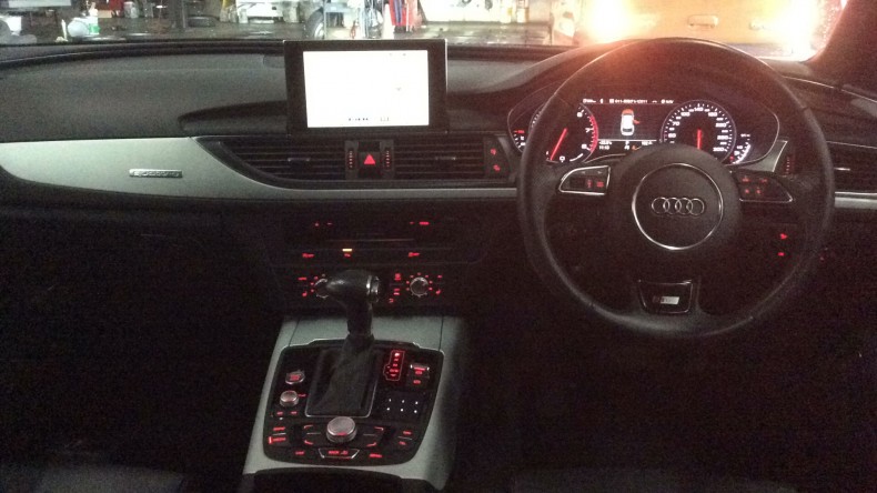 内装インパネ全体