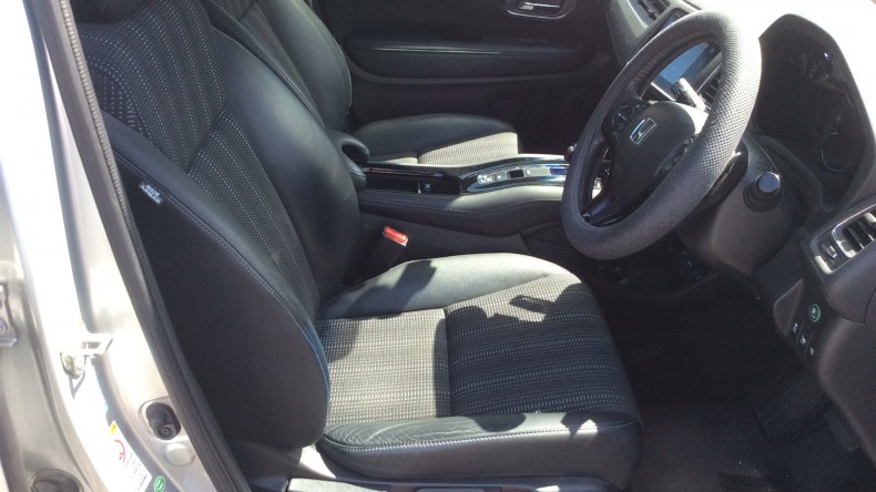 内装前方シート