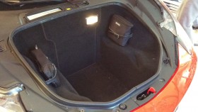 内装トランク