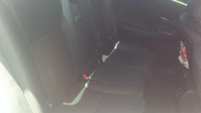 内装後方シート