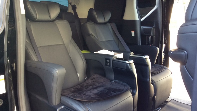 内装後方シート