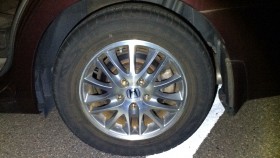 タイヤホイール前