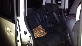 内装後方シート