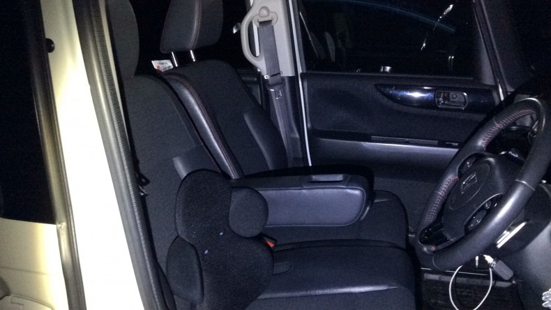 内装前方シート