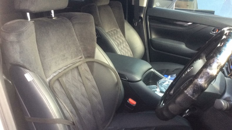 内装前方シート