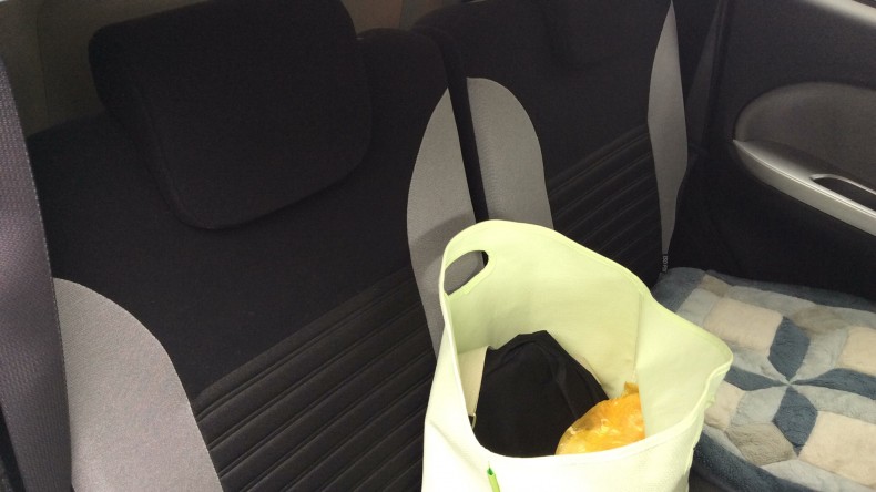 内装後方シート