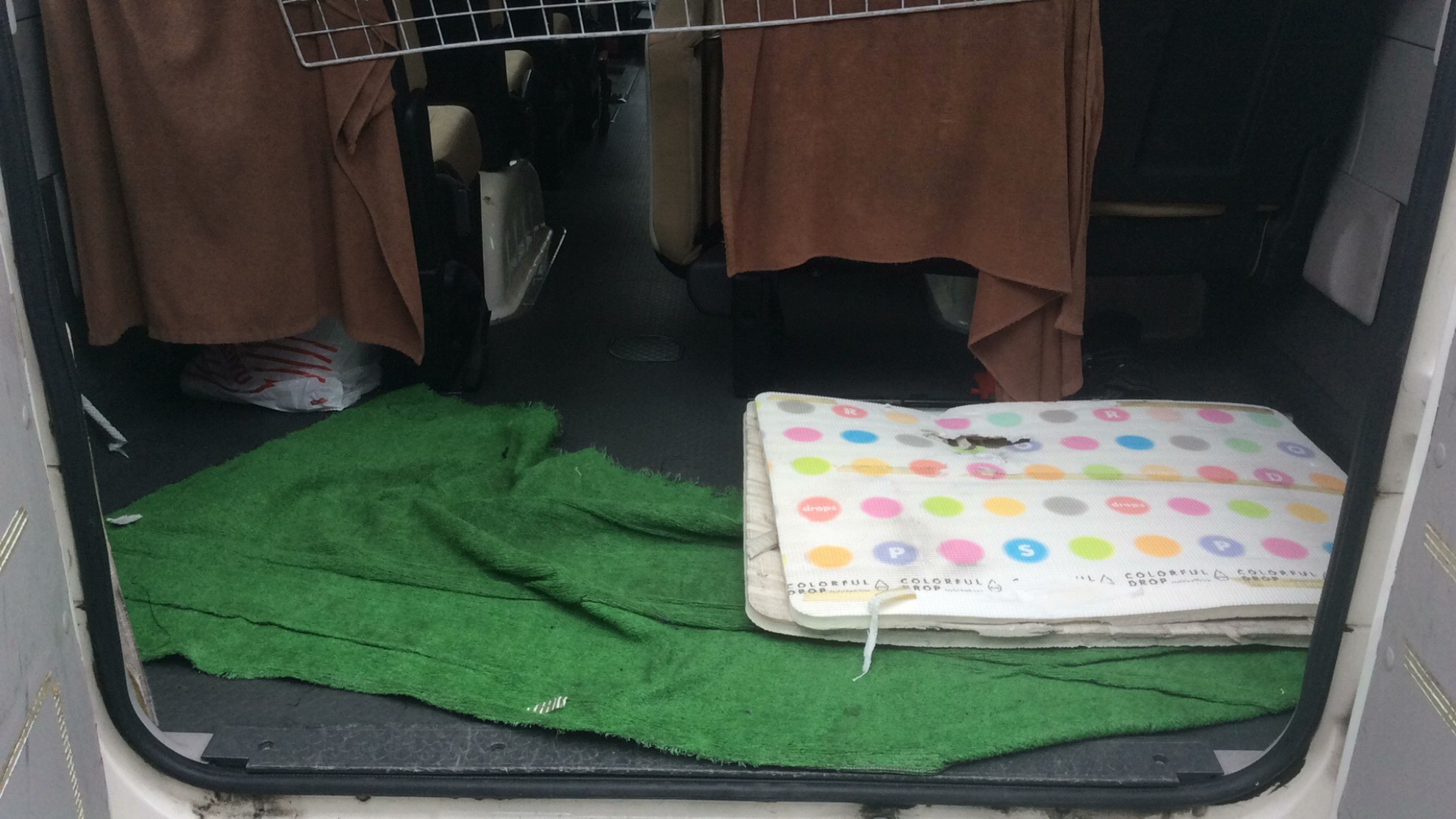 内装トランク