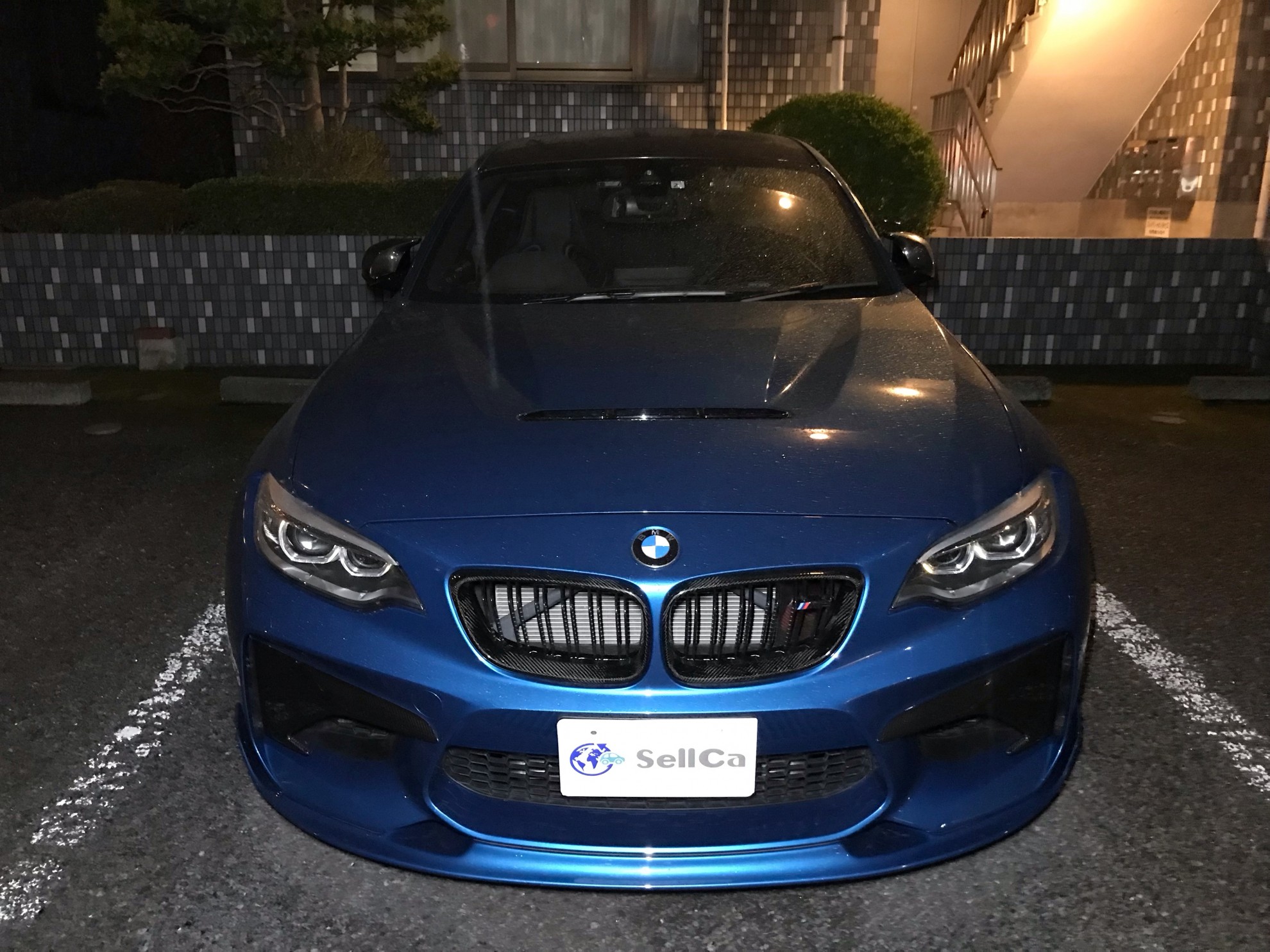 外装前方