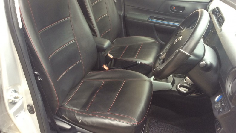 内装前方シート