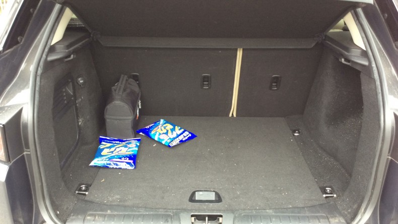 内装トランク