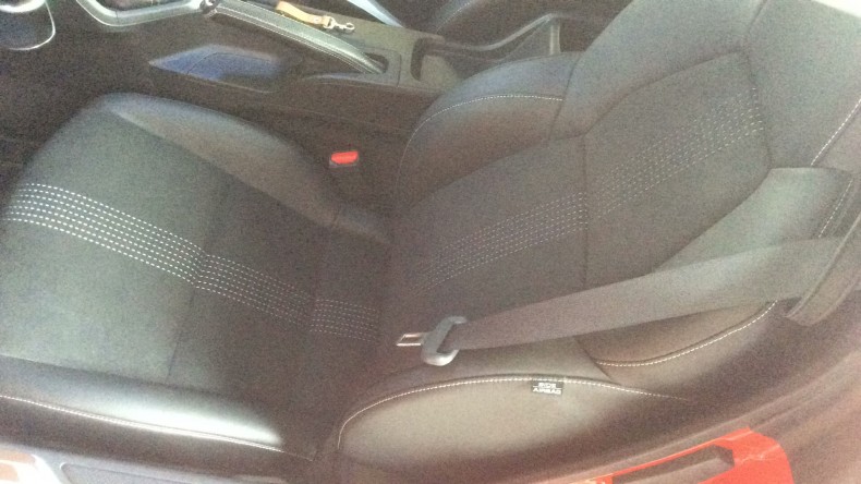 内装後方シート