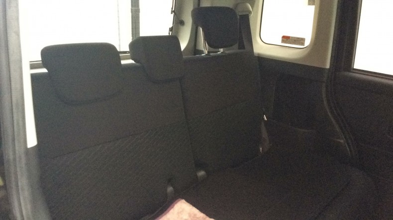 内装後方シート