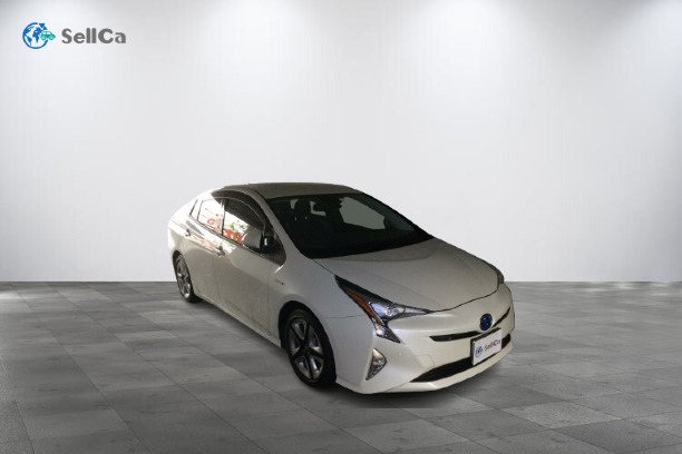 car_main_img