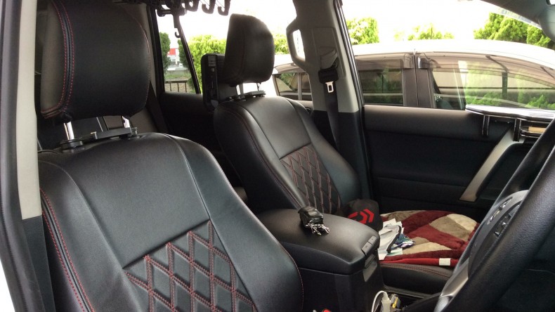 内装前方シート