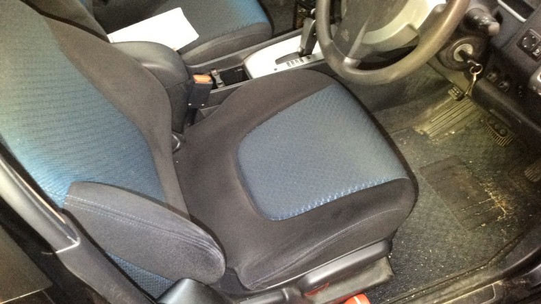 内装前方シート