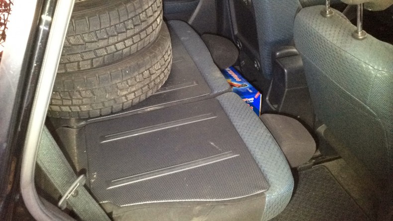 内装後方シート