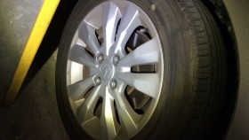 タイヤホイール前