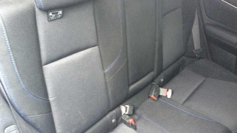 内装後方シート