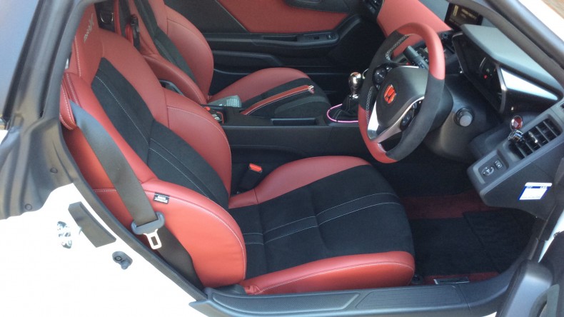 内装前方シート