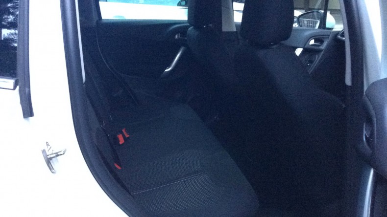 内装後方シート