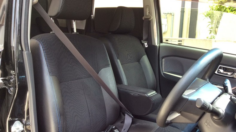 内装前方シート