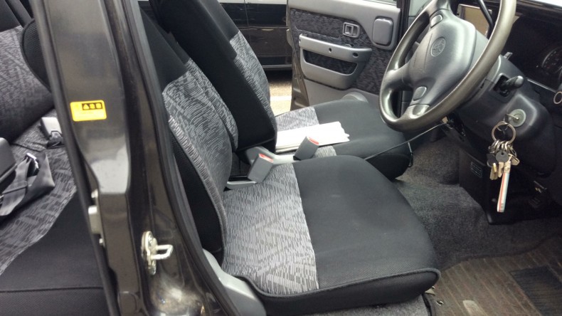 内装前方シート