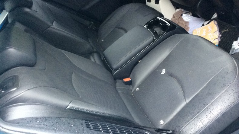 内装後方シート