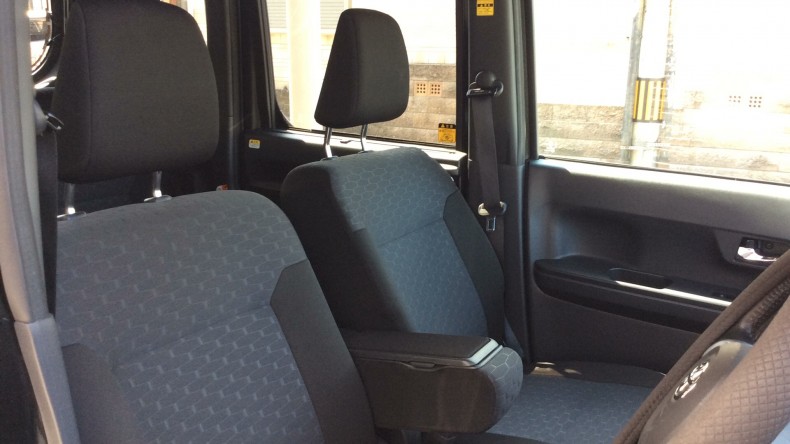 内装前方シート