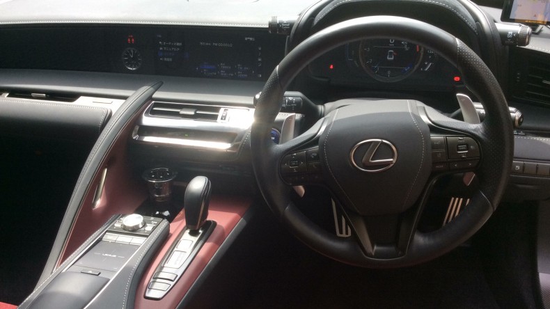 内装インパネ全体