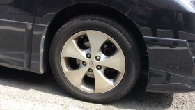 タイヤホイール前