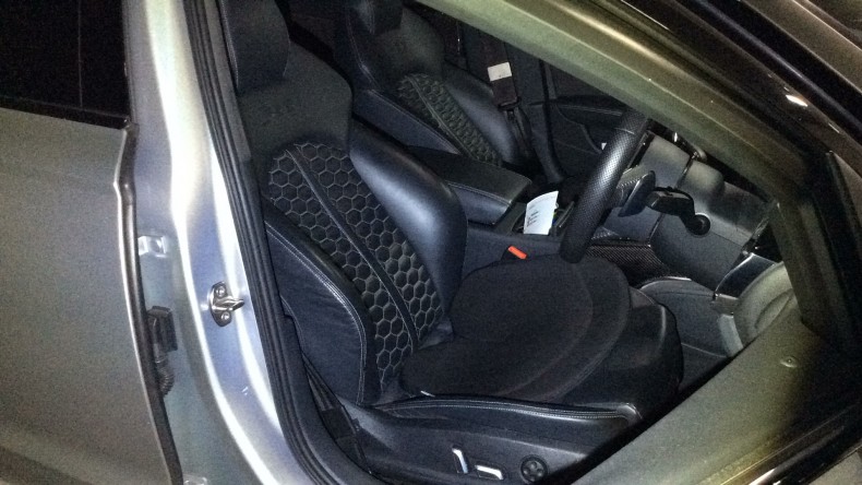 内装前方シート