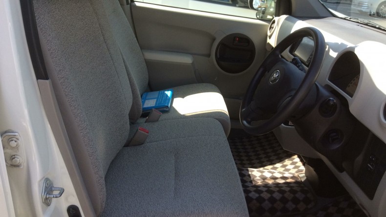 内装前方シート