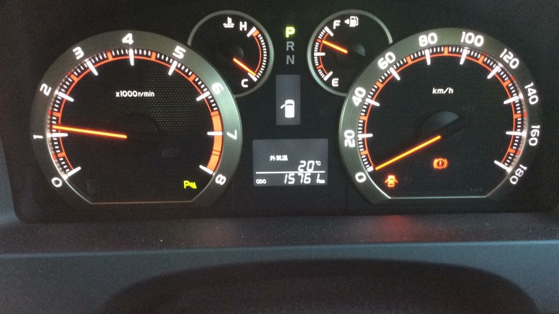 内装メーター