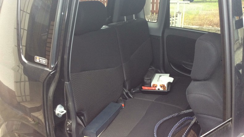 内装後方シート