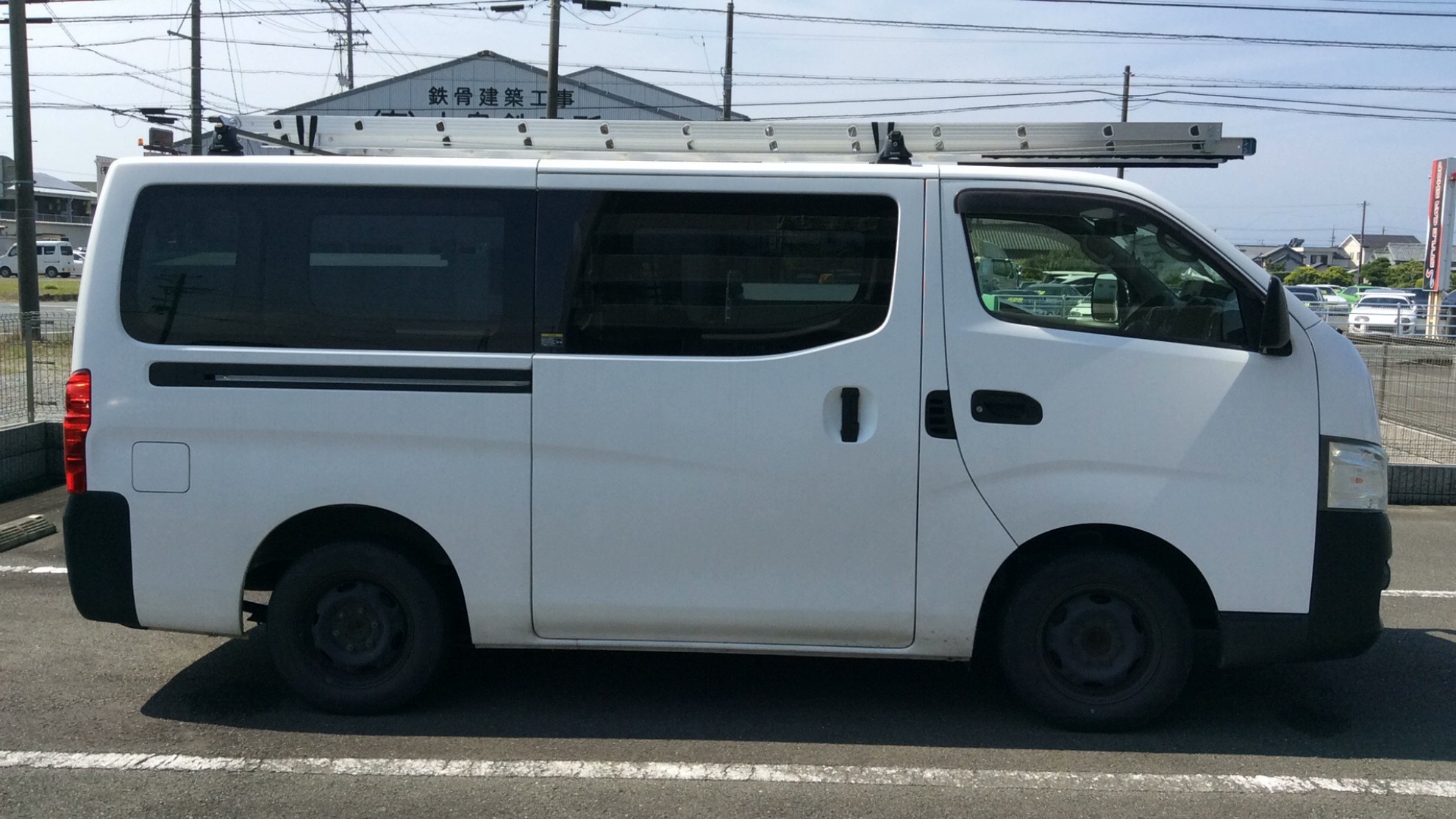 外装右