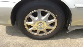 タイヤホイール前