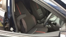 内装前方シート