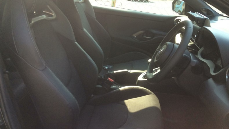 内装前方シート