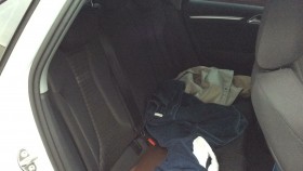 内装後方シート