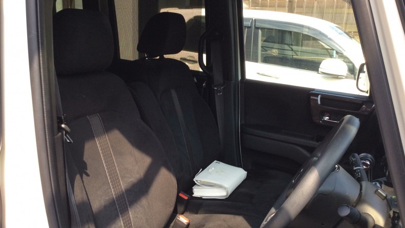 内装前方シート