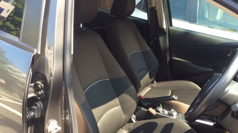 内装前方シート