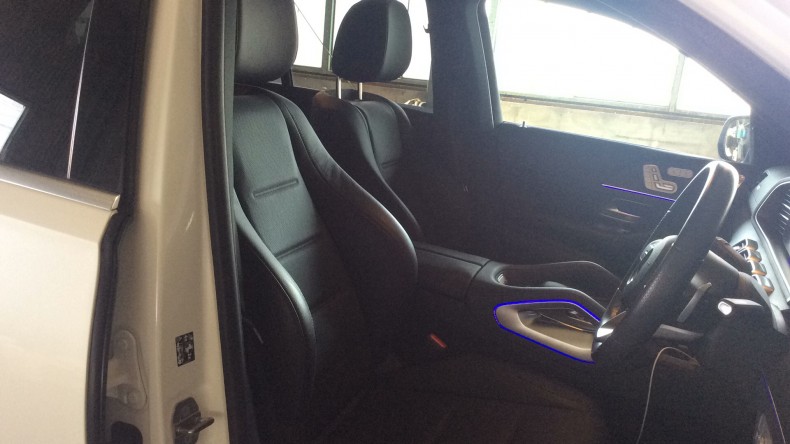 内装前方シート