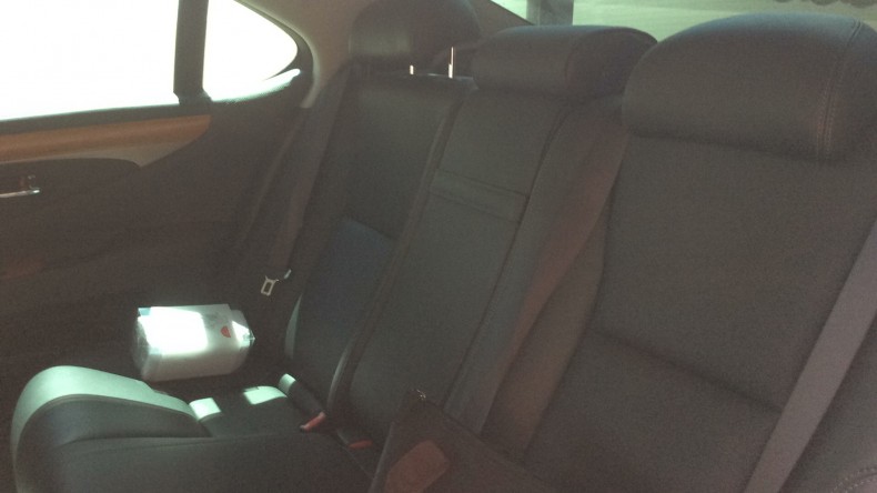 内装後方シート